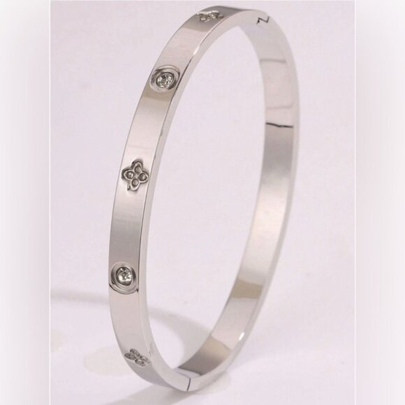 Jewelry - Luxury Inspired Silver Clover & Diamond Crystal Bracelet | Stainless Steel